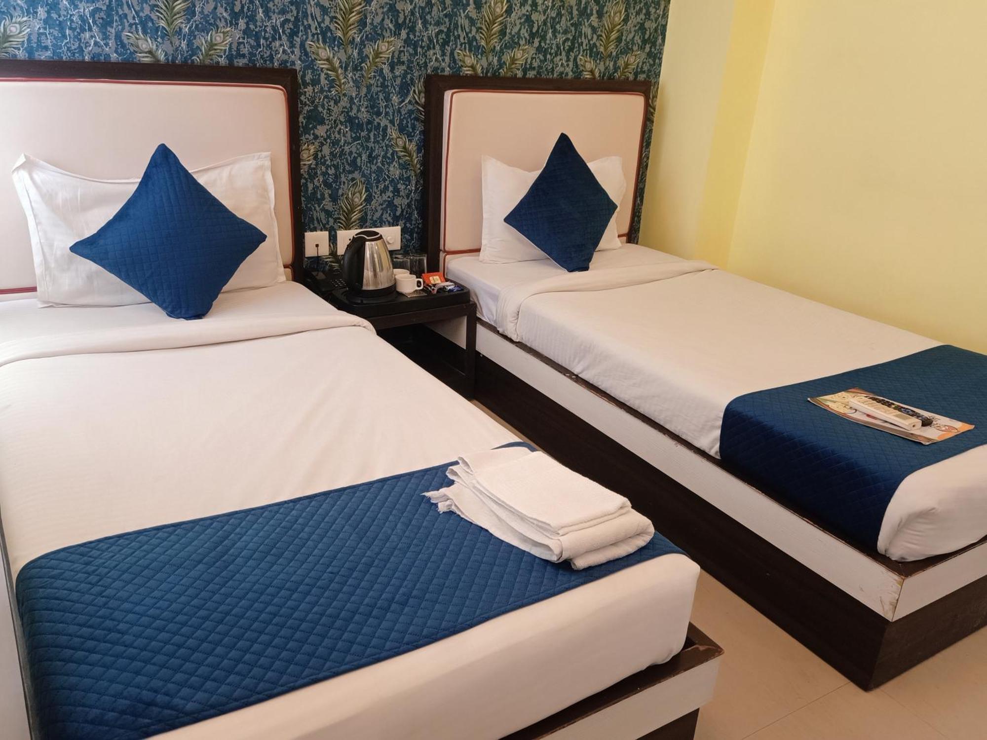 Hotel Janki International Sigra 2 Km From Kashi Vishwanath Temple Варанасі Екстер'єр фото