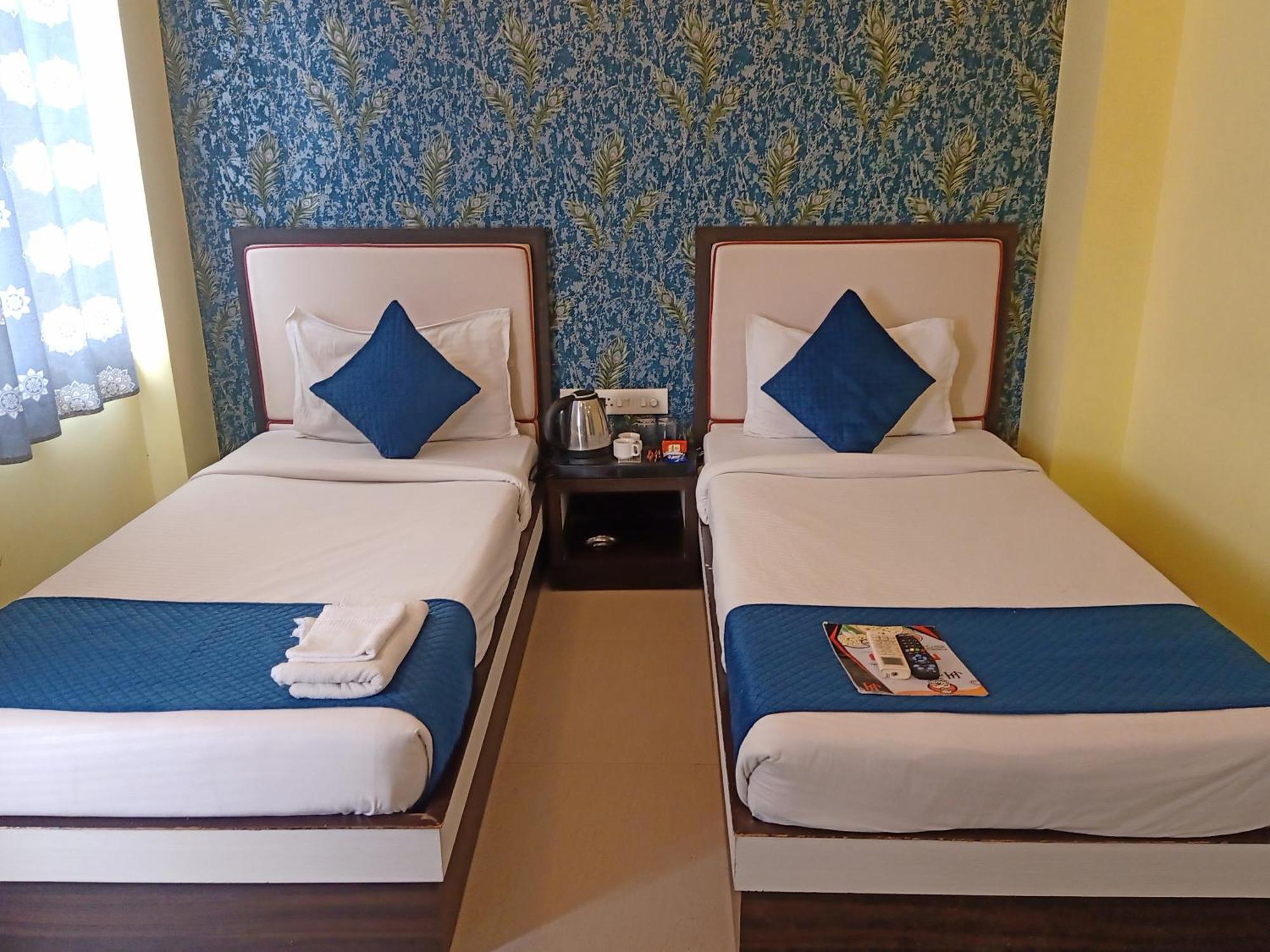 Hotel Janki International Sigra 2 Km From Kashi Vishwanath Temple Варанасі Екстер'єр фото